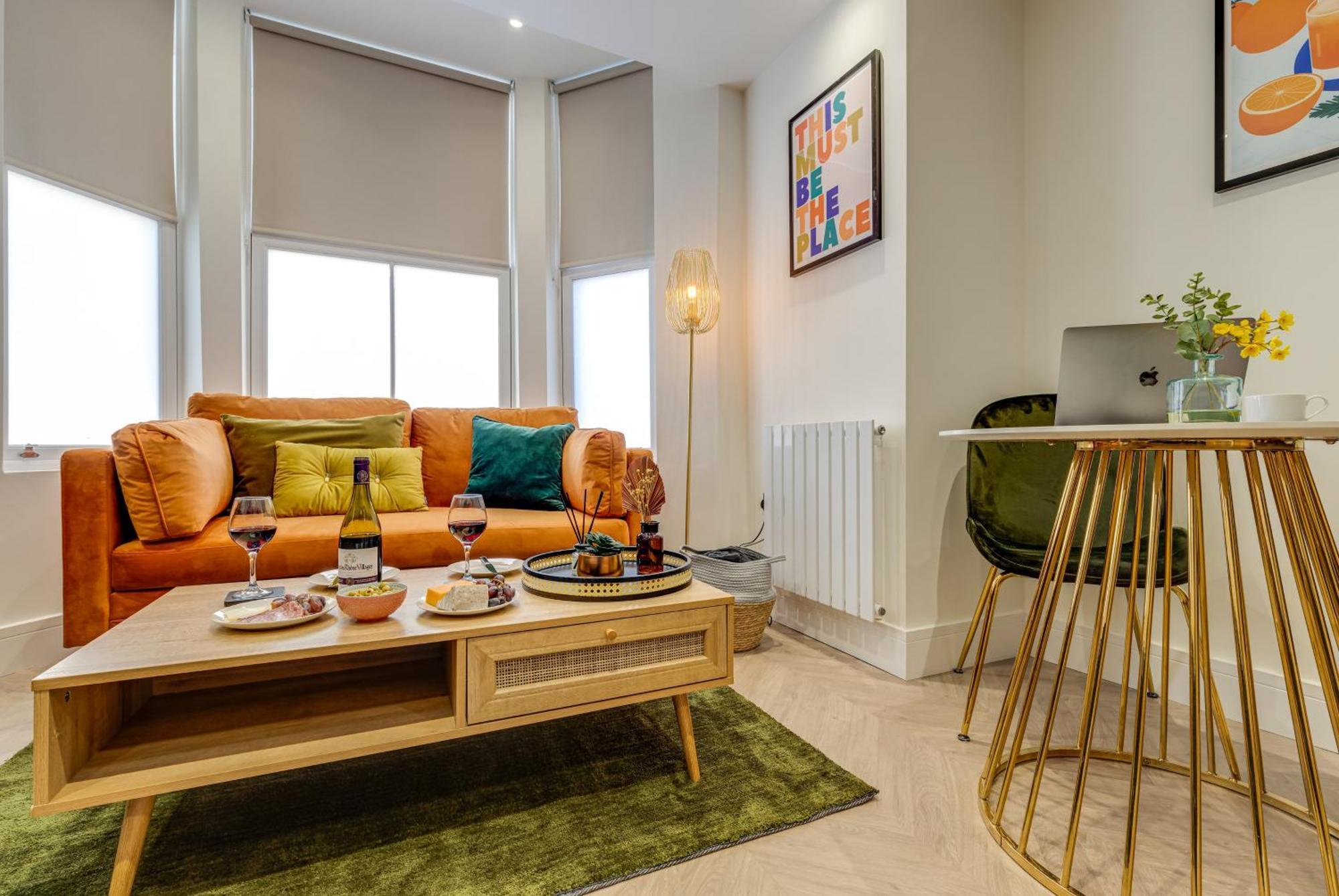 Apt 1 - North Marine Villa Скарбъро Екстериор снимка